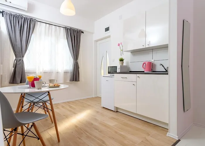 Studio Gina Apartment *